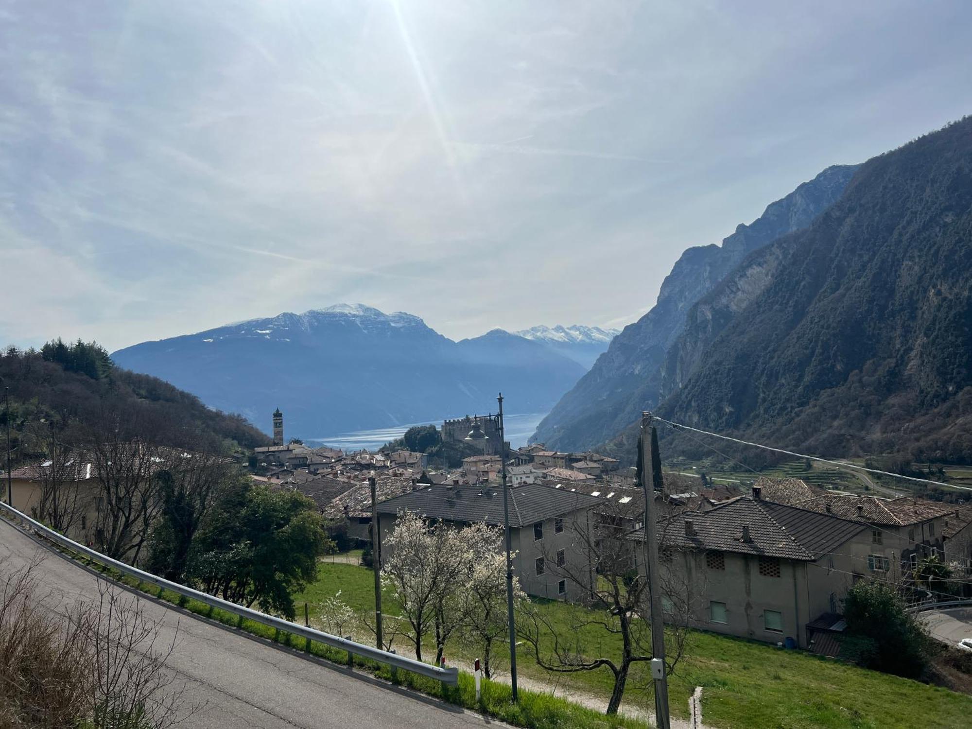 Infinity View Garda Lake Tenno Dış mekan fotoğraf